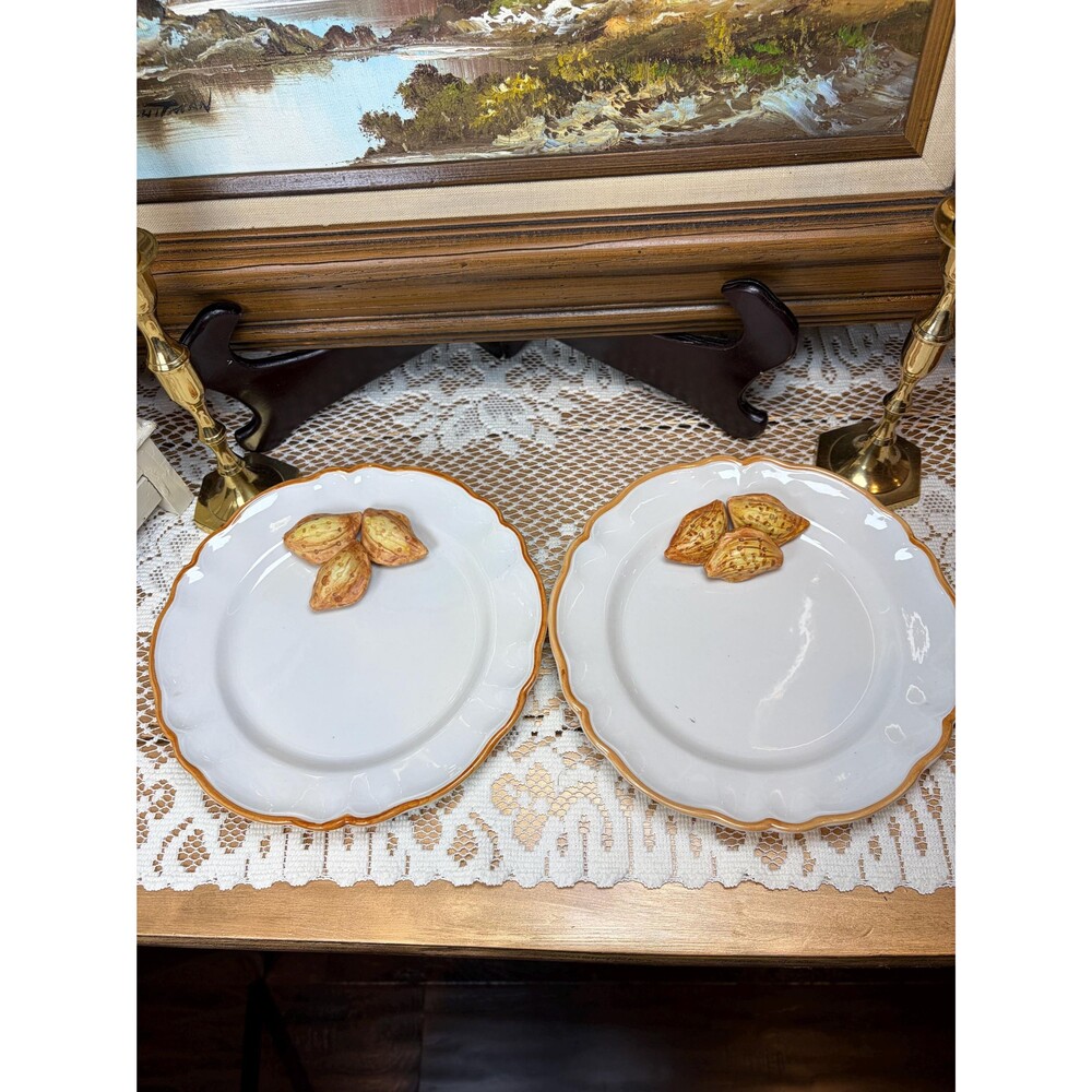 Vintage Italian Mancioli Ceramic 3D Walnut Shell Salad Plates Pair